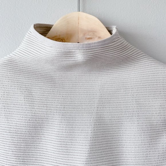 Aritzia Babaton Michael Knit Tank cream women's tops small - Picture 6 of 17